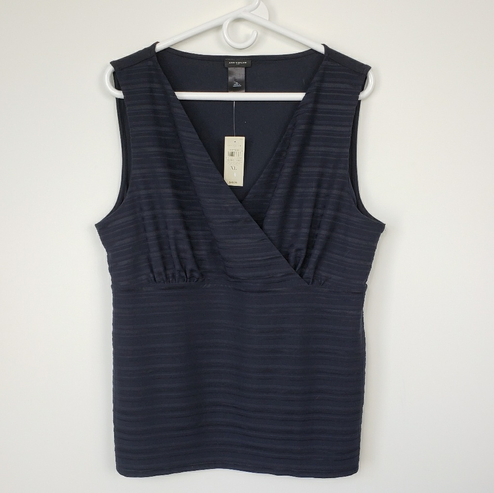 Ann Taylor | Navy Sleeveless Blouse
